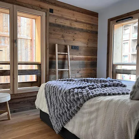 Appartement Cosy, 2 Suites, Terrasse, Centre Les Gets - Fr-1-598-154 *